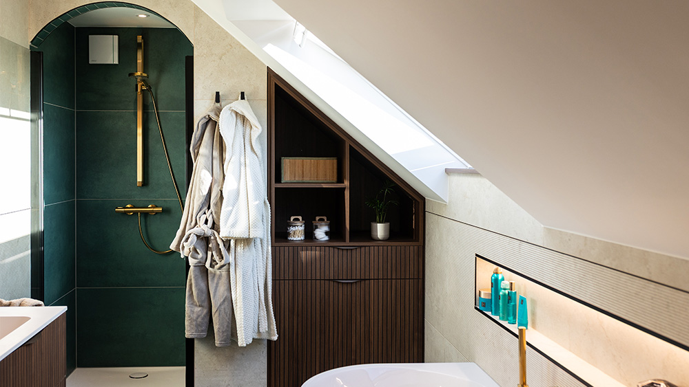 Baignoire semi pose libre - Bain back to wall